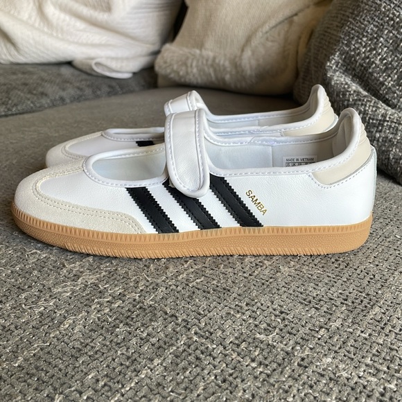 NWT ADIDAS Samba Mary Jane’s! - Picture 10 of 16